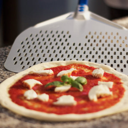 Xẻng pizza GI Metal Azzurra A-41RF/60 nhôm anod vuông đục lỗ 41 cm, cán 60 cm