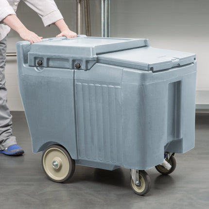 Thùng đá di động Cambro ICS125LB401 SlidingLid™ xanh xám di động thùng đá - 56,7 kg dung tích