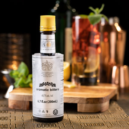 Rượu đắng bitters thơm Angostura 198 ml