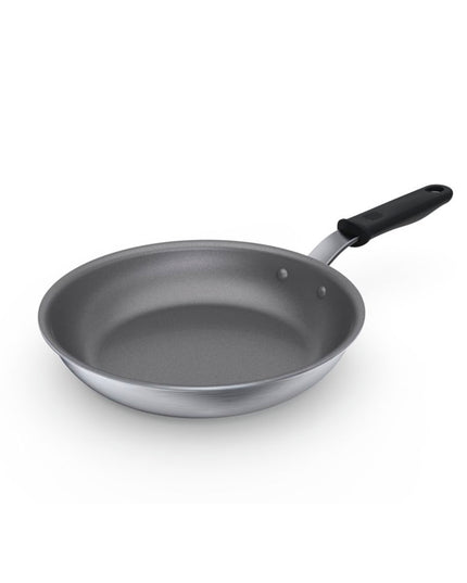 Chảo Rán Nhôm Vollrath 672208 Wear-Ever® 20.3 cm Tay Cầm Silicone Rỗng