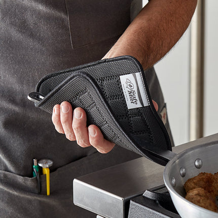 Miếng lót nồi neoprene màu đen Vigor SafeMitt 20,3 x 20,3 cm