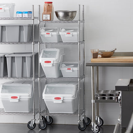 Bộ kệ thùng đựng nguyên liệu Rubbermaid® 46 x 61 cm kèm 5 thùng để kệ