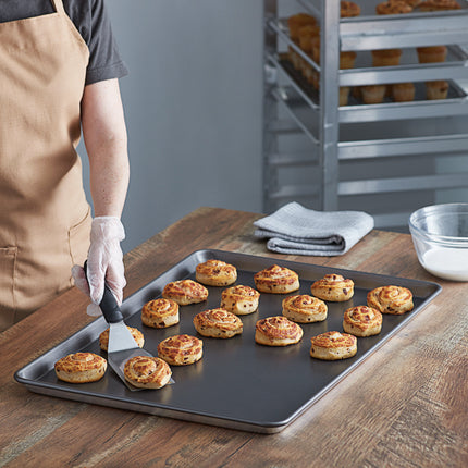 Khay nướng nhôm chống dính Vollrath 9002NS Wear-Ever khổ đầy đủ 46 x 66 cm viền lồng khung dây dày 18 gauge