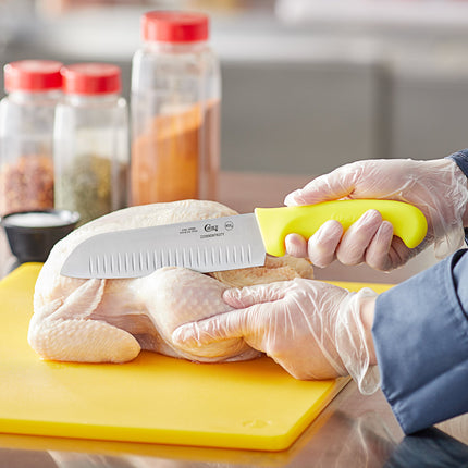 Dao Santoku lưỡi granton Choice 17,8 cm cán vàng neon