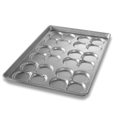 Khuôn Bánh Mì Burger Chicago Metallic ePAN Làm 24 Bánh Tròn 9.7 cm Thép Tráng Men AMERICOAT 26 ga (42445)