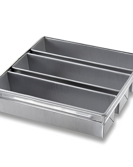 Bộ Khuôn Bánh Mì Pullman Chicago Metallic Chứa 3 Khuôn 40.6 cm x 10.2 cm Thép Tráng Men AMERICOAT 26 ga (44365)