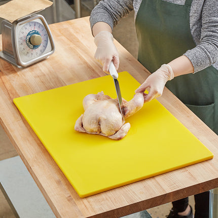 Thớt nhựa polyethylene vàng Choice 61 x 46 x 1,3 cm