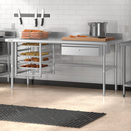 Bàn thao tác chân hở inox Regency Spec Line 76 x 183 cm dày 14-gauge có tấm chắn 10 cm