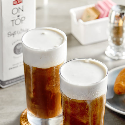 Kem lạnh Rich's On Top 562 ml dạng bọt mềm rót phủ vị kem ngọt - Thùng 12 cái