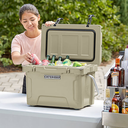 Thùng đá giữ lạnh ngoài trời rotomold màu nâu vàng CaterGator CG20TAN 19 lít