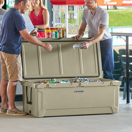 Thùng đá giữ lạnh ngoài trời quay khuôn CaterGator CG200TAN nâu tan 199 lít