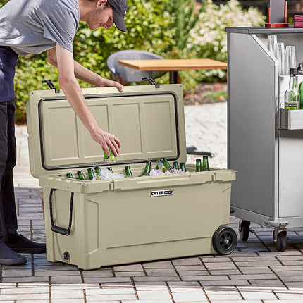 Thùng đá giữ lạnh di động CaterGator CG100TANW đúc rotomold ngoài trời 104 lít màu nâu vàng