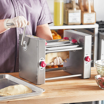 Máy làm bánh turnover thủ công Estella ETMA13KIT với khuôn bán nguyệt 18,4 x 8,9 x 5 cm