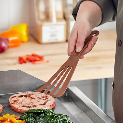 Xẻng phới / xẻng lật có rãnh chịu nhiệt cao Mercer Culinary Hell's Tools M35110BR màu nâu 30 cm