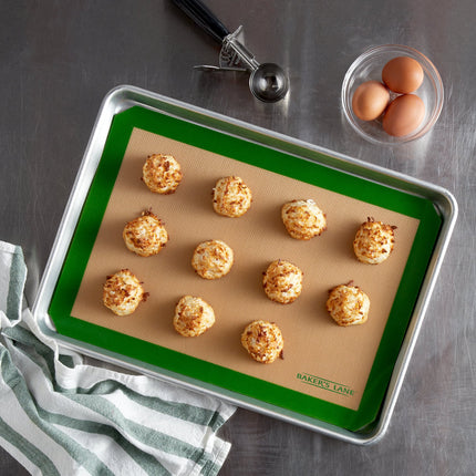Tấm lót nướng silicone chống dính Baker's Lane half size loại dày 30 x 42 cm
