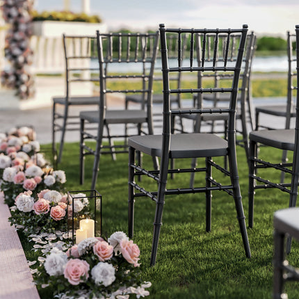 Ghế Chiavari Lancaster Table & Seating nhựa đen gia cố thép loại nặng