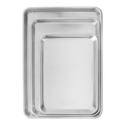 Bộ 3 khay nướng nhôm Nordic Ware Naturals viền lồng khung dây dày 20 gauge 43174
