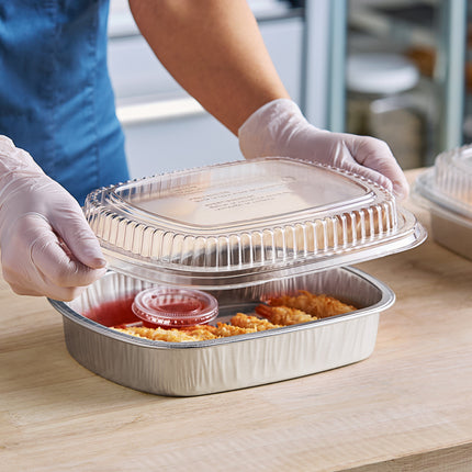 Khay entrée / mang đi thành trơn bạc cỡ vừa Durable Packaging 9442-SL-50 kèm nắp vòm 1,4 lít - Vỉ 10 cái