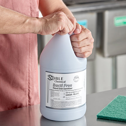 Nước rửa ly Noble Chemical 3,8 lít / 3,8 lít Bacti-Free đậm đặc dung dịch khử trùng bồn thứ ba - Thùng 4 cái