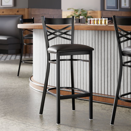 Ghế bar lưng chéo Lancaster Table & Seating hoàn thiện đen đệm vinyl đen 6,4 cm - mặt ngồi rời