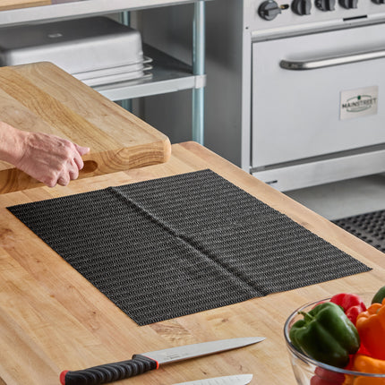 Lót thớt nhựa chống trượt Choice 62 x 46 cm đen - Gói 6 cái