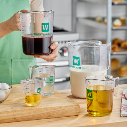 Bộ cốc đong nhựa polycarbonate trong WebstaurantStore 5 món