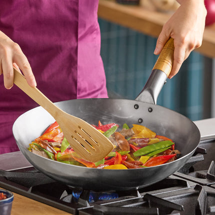 Chảo wok Mandarin đáy phẳng thép carbon Emperor's Select 36 cm tay cầm gỗ