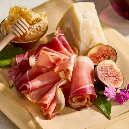 Thịt xông khói Speck Alto Adige PGI Recla 2 kg ướp muối khô - Thùng 2 miếng