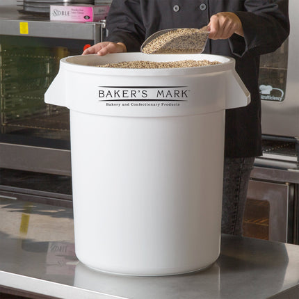 Thùng đựng nguyên liệu tròn Baker's Mark 76 lít / 320 cup màu trắng