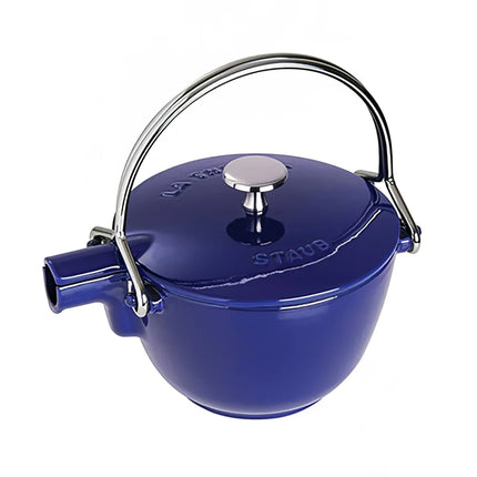 Bình Trà Tròn Staub 1004372 Gang Tráng Men Màu Xanh Đậm 946 ml