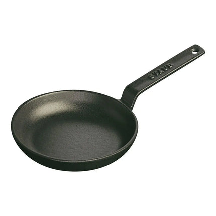 Chảo Mini Staub 1004088 Gang Tráng Men Bề Mặt Nhám Đen 12 cm 120 ml