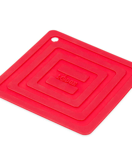 Lót Nồi Silicone Lodge AS6S41 Màu Đỏ 14.9 x 14.9 cm