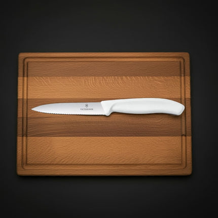 Dao Gọt Lưỡi Lượn Sóng Victorinox 6.7737 10.2 cm Cán Polypropylene Trắng