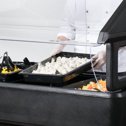 Quầy salad di động Carlisle 661103 "Six Star" đen 1,8 m có đế chứa đồ
