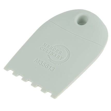 Dụng cụ tạo hình đĩa silicone góc vuông Mercer Culinary M35613 5mm