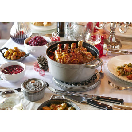 Nồi Cocotte Gang Tráng Men Staub 1004230 8.5 lít Có Nắp Màu Graphite Gray