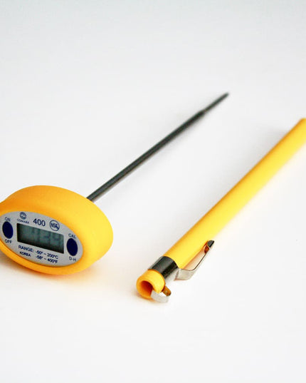 Nhiệt Kế Điện Tử Bỏ Túi Comark 400YB Que Đo 12.7 cm, Màu Vàng