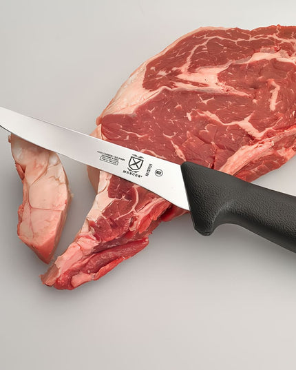 Dao Gọt Thịt Mercer Culinary M13701 13 cm Cán Nylon Đen Có Vân, Thép Carbon Cao Đức