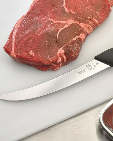 Dao Làm Thịt Mercer Culinary M13713 20.3 cm Tay Cầm Nylon Gia Cường Sợi Thủy Tinh Đen Thép Đức Carbon Cao