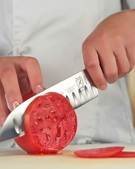 Dao Santoku Mercer Culinary M23590 17.8 cm Lưỡi Granton Cán Delrin® Đen Thép Đức Carbon Cao