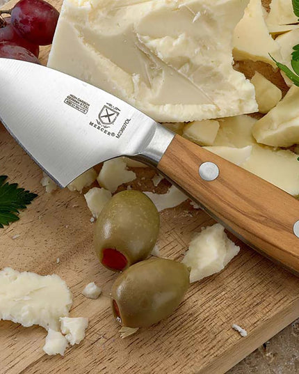 Dao Phô Mai Parmesan Mercer Culinary M23607OL 7 cm Cán Gỗ Ô Liu, Thép Đức Carbon Cao