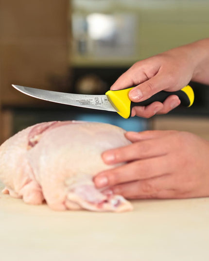 Dao Rọc Xương Mercer Culinary M23820YL 15.2 cm Cán Santoprene®/Polypropylene Màu Vàng, Thép Carbon Cao Nhật Bản