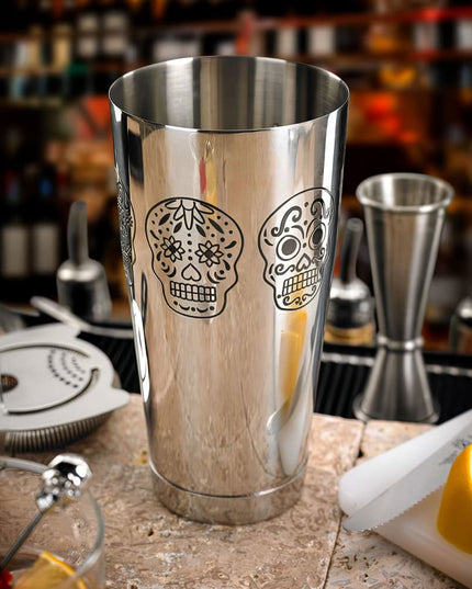 Bình Lắc Cocktail Barfly M37008SKU 828 ml Họa Tiết Đầu Lâu Bề Mặt Bóng Gương