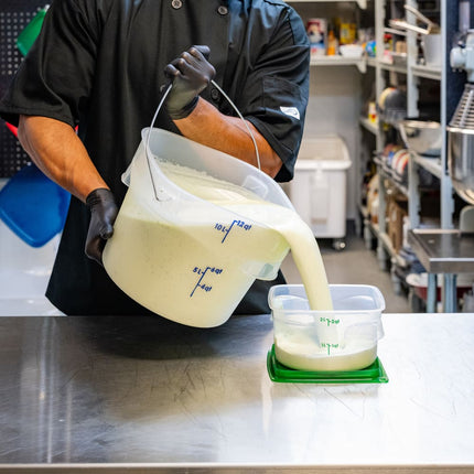 Cambro PWB12PROPP190 Xô Đựng Thực Phẩm CamRound® FreshPro 11.4 lít. Tay Xách - Nhựa Polypropylene Trong Mờ