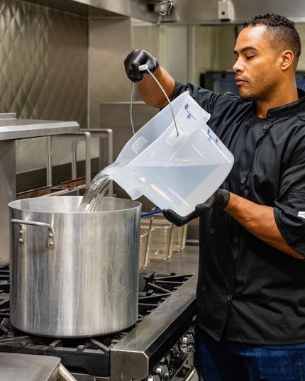 Cambro PWB12PROPP190 Xô Đựng Thực Phẩm CamRound® FreshPro 11.4 lít. Tay Xách - Nhựa Polypropylene Trong Mờ