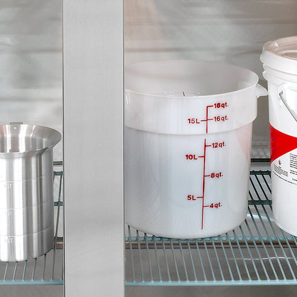 Hộp Đựng Thực Phẩm Tròn Cambro RFS18148 17 lít - Trắng Tự Nhiên
