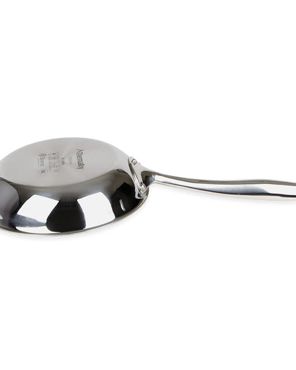 Chảo Rán Thép Chống Dính Browne 5724096 20.3 cm Tay Cầm Kim Loại