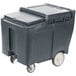 Thùng đá di động Cambro ICS125LB191 SlidingLid xám granite - Sức chứa 57 kg