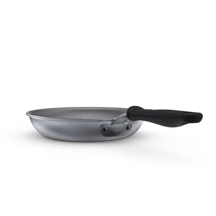 Chảo Rán Nhôm Vollrath 672207 Wear-Ever® 17.8 cm Tay Cầm Silicone Rỗng