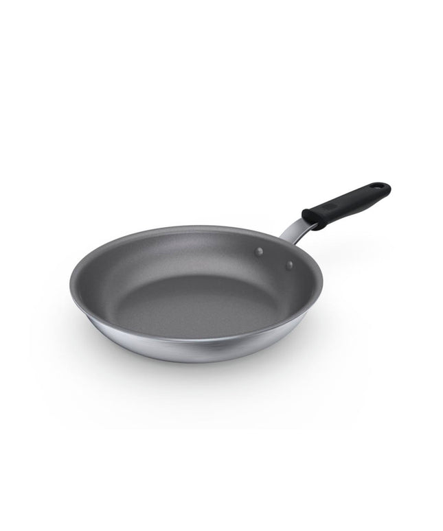 Chảo Rán Nhôm Vollrath 672212 Wear-Ever® 30.5 cm Tay Cầm Silicone Rỗng